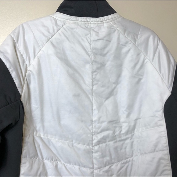 Men’s Under Armour Zipper Puffer Jacket. XL - Picture 8 of 9